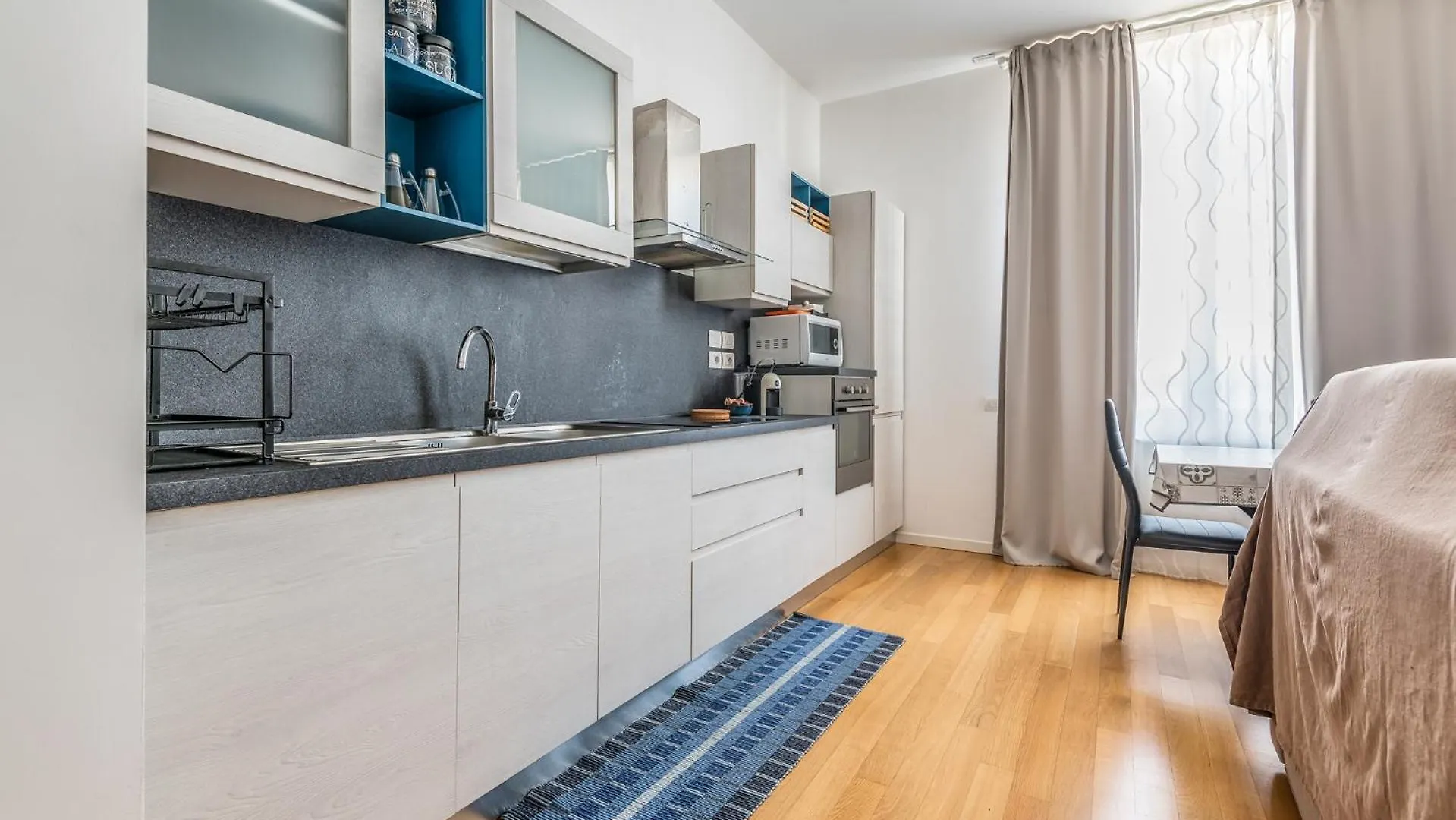 Via De Sanctis 26 Milano 4 Pax Apartment 0*, Milan Italy