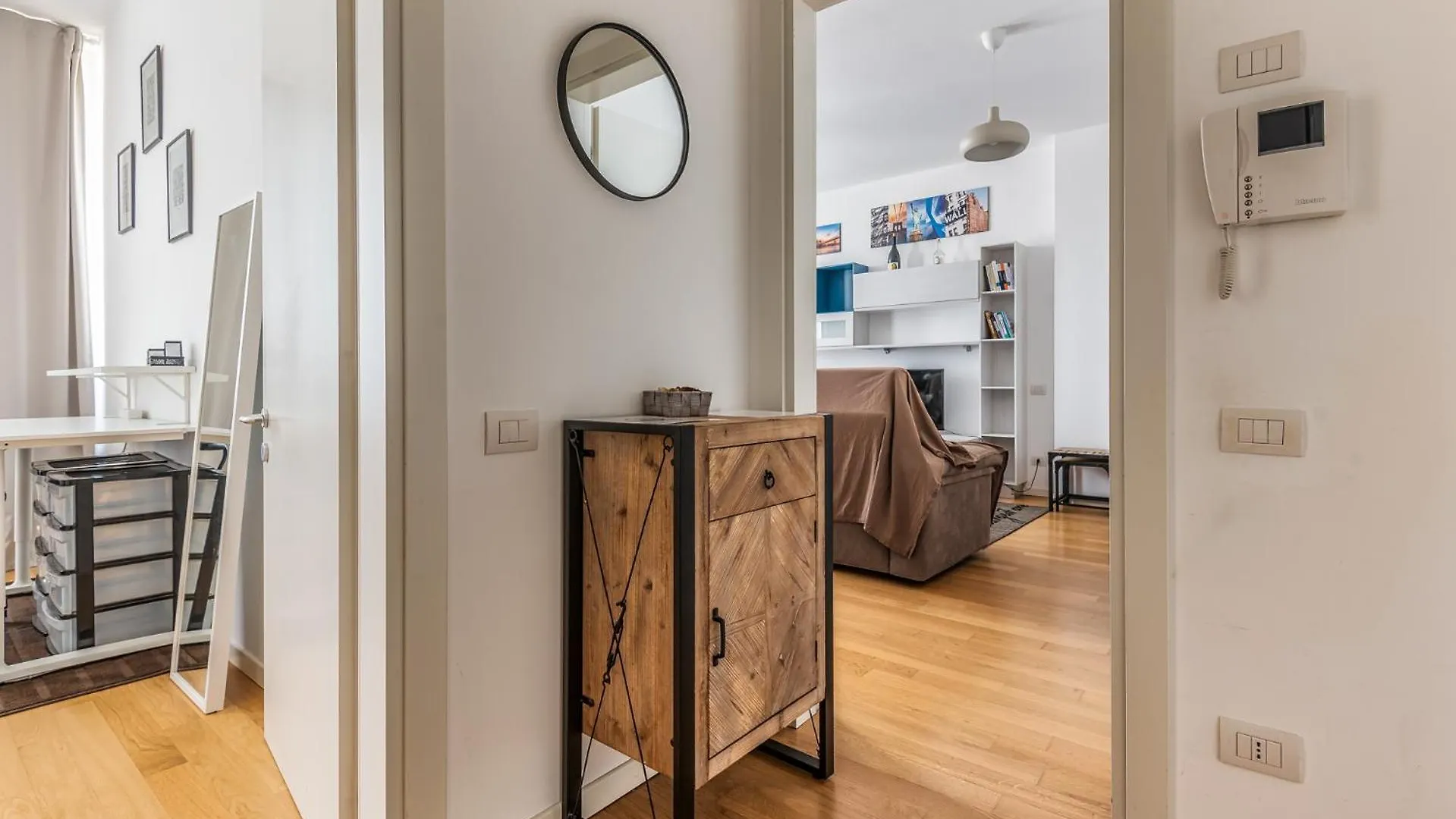 Via De Sanctis 26 Milano 4 Pax Apartment Milan