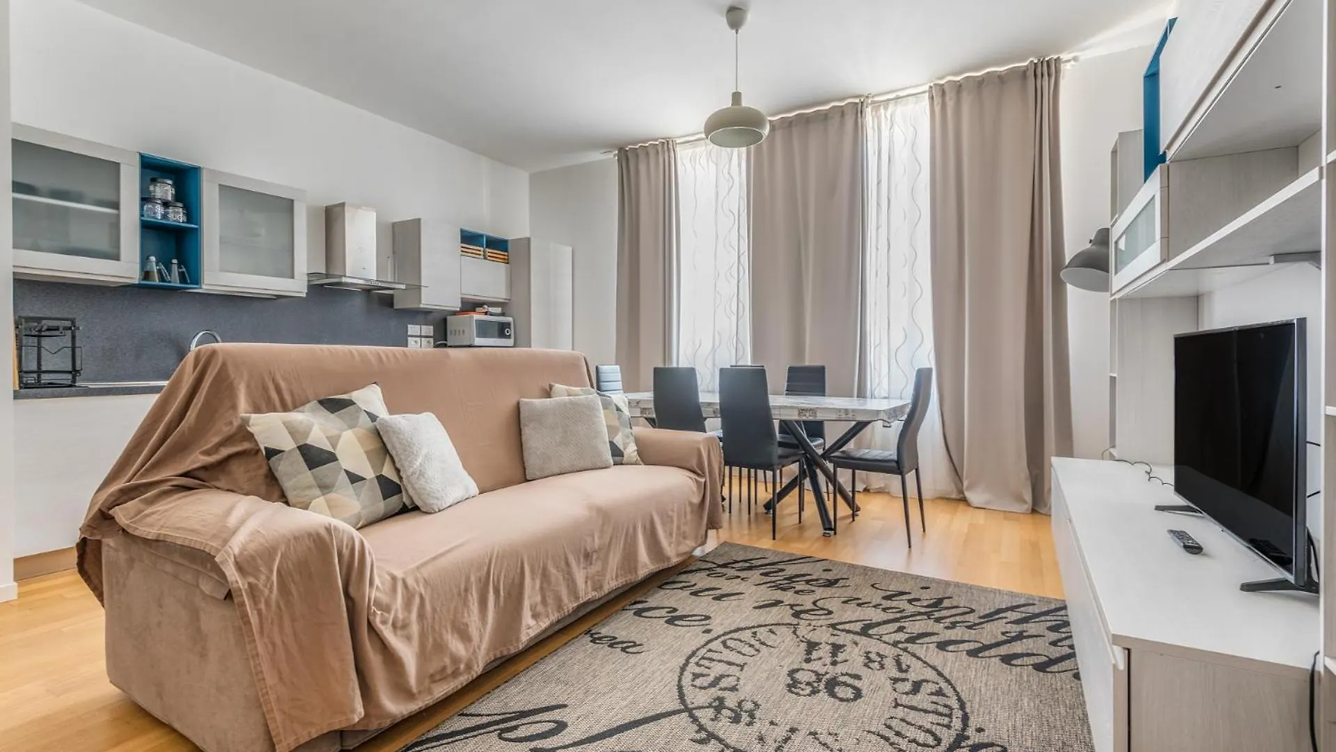 Via De Sanctis 26 Milano 4 Pax Apartment