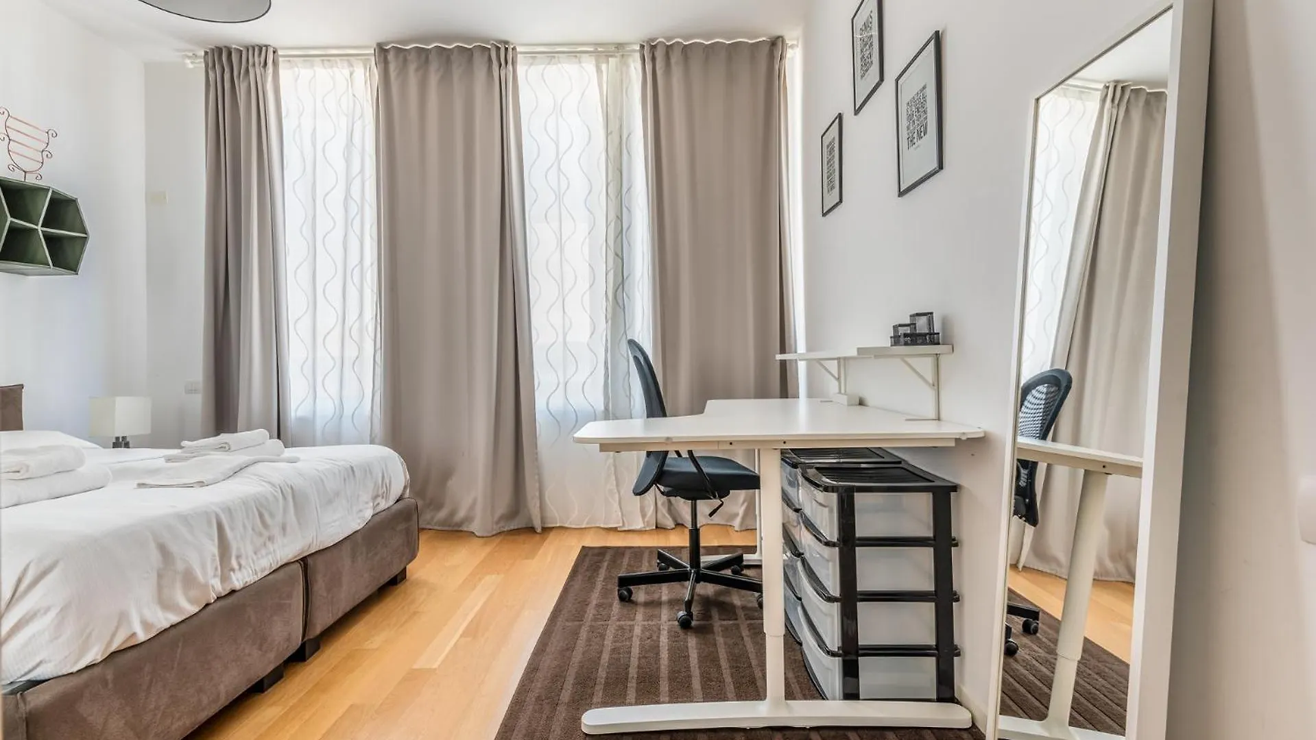 Via De Sanctis 26 Milano 4 Pax Apartment Milan